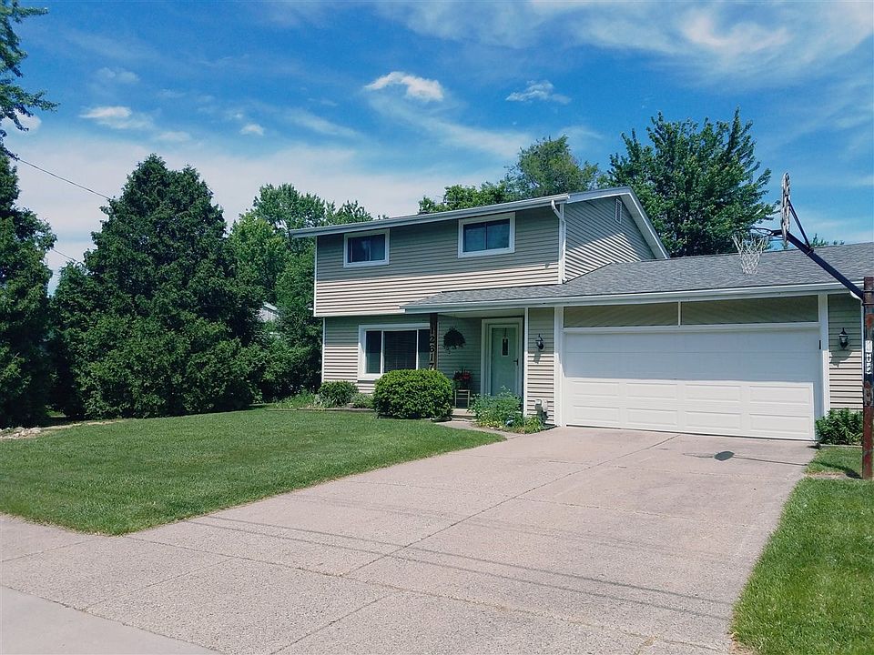 1st image of 12617 Greenhill Dr