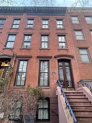 710 Hudson St #1 — Photo 18