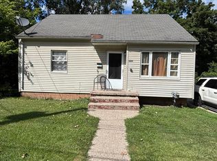 1224 Theodore St, Lansing, MI 48915