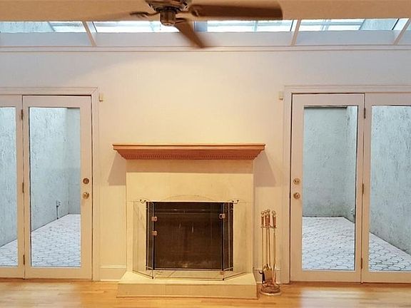 5th image of 1126 Washington Ave #9A