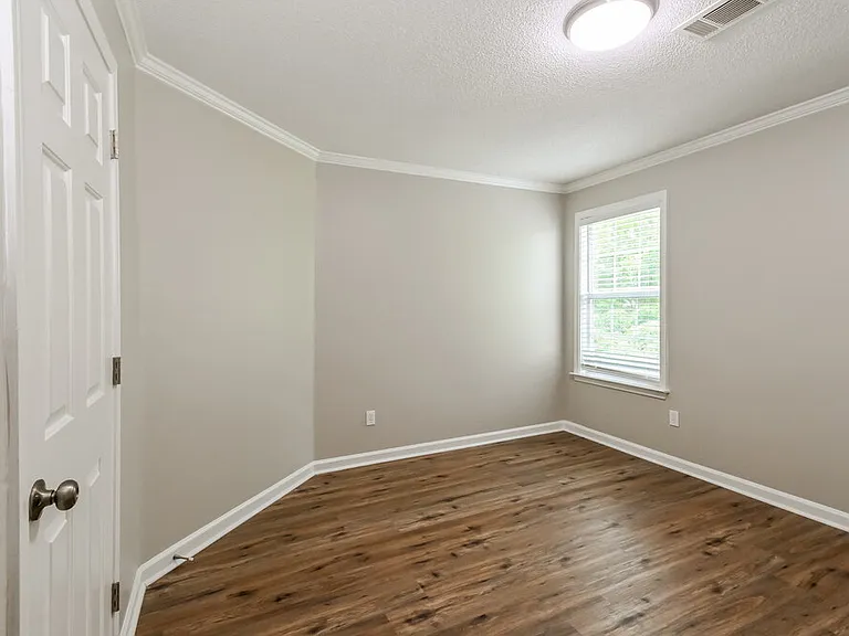 8084 Conridge Dr — Photo 15