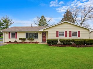 2407 Meridian Dr, Joliet, IL 60431