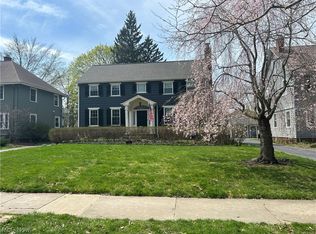 3016 Chadbourne Rd, Shaker Heights, OH 44120
