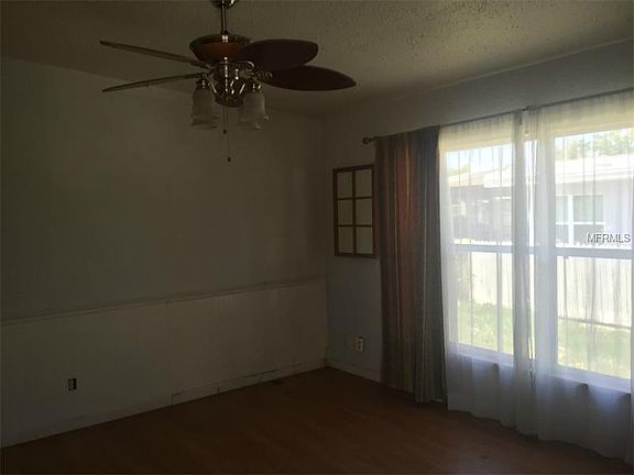 2nd image of 708 Baywood Dr
