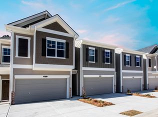 2548 Centennial Pl, Atlanta, GA 30213