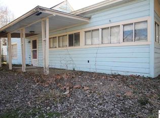 1135 Oaks Rd, Paducah, KY 42003