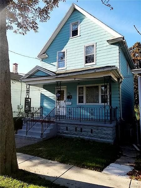252 East