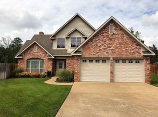 1717 Valley Brook Ln, Longview, TX 75605