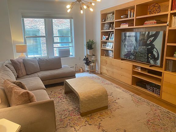 2nd image of 139 W 82nd St #3G
