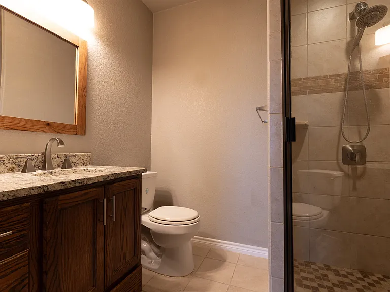 120 Navarro Xing — Photo 19