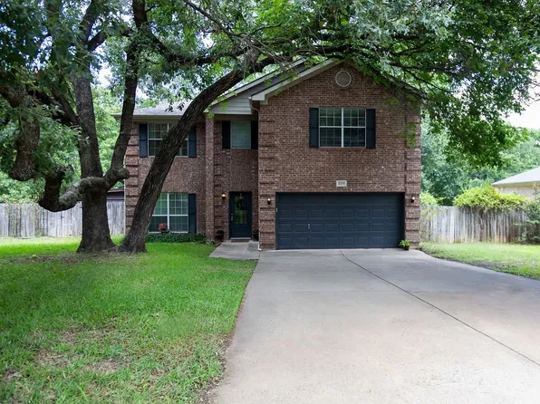 2137 Country Brook Dr, Weatherford, TX 76087