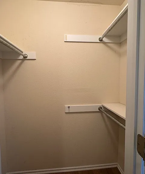 BR 1 closet