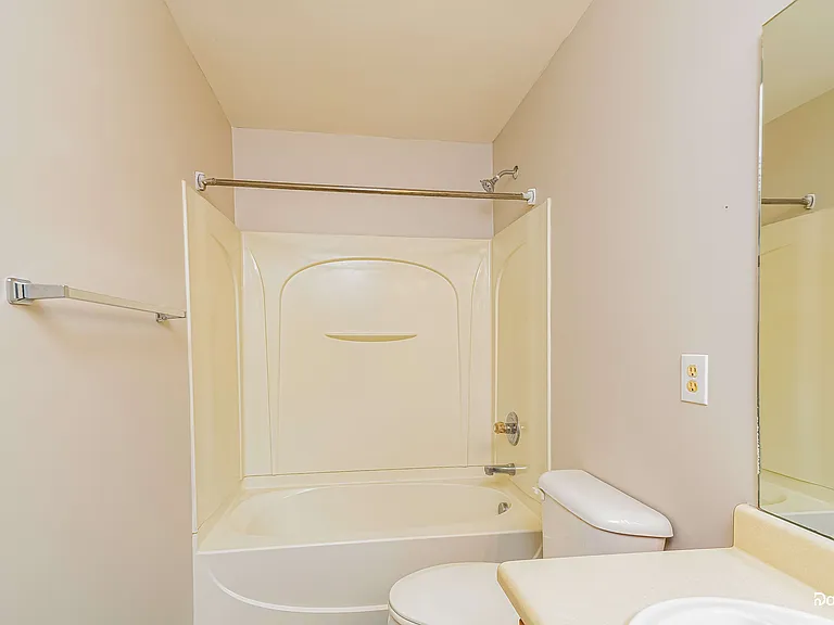 1824 Creek Oak Cir — Photo 13