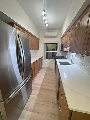 Rented by Exclusive Properties Realty Inc | media 3