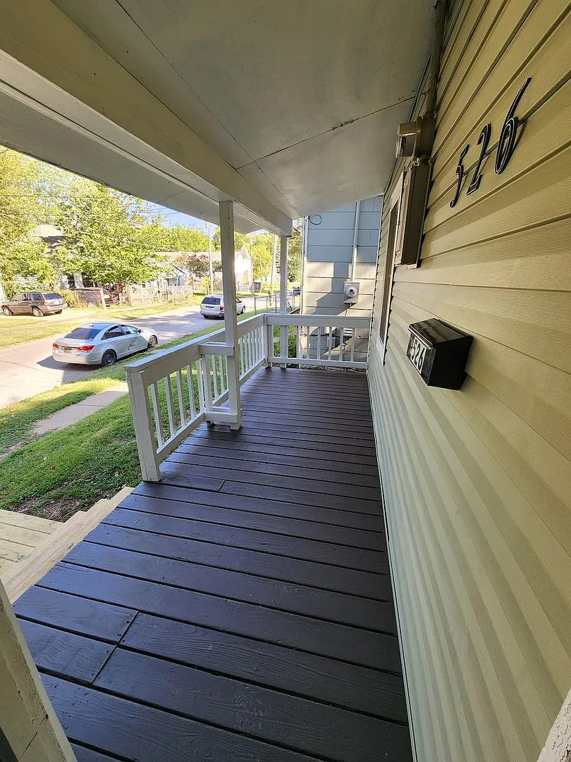 Spacious 2-Bedroom, 1-Bathroom Home Available Now!! — Photo 4