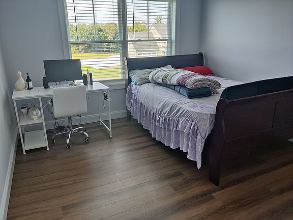 5th image of 907 Southwood Dr