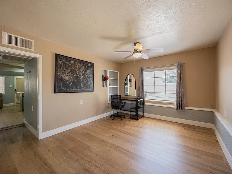 1221 E Highland Ave, Phoenix Az — Photo 11