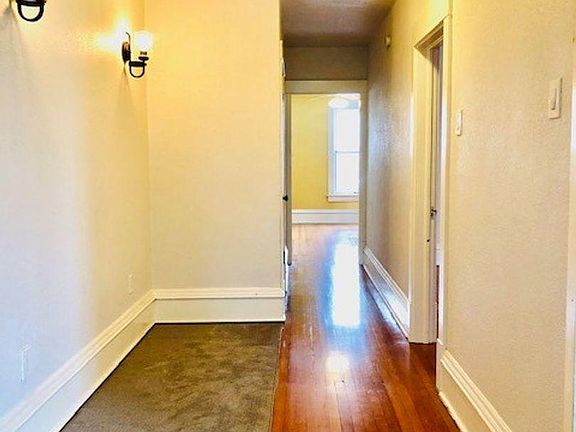 3rd image of 2-1326 Clayton Ln #2
