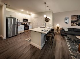 Flats at Walnut Ridge
