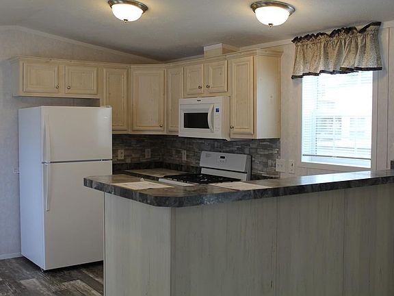 2nd image of 146 Ipswich St