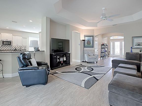 5th image of 3269 Heron Ct