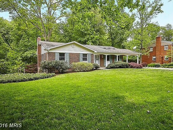 3rd image of 3228 Wynford Dr