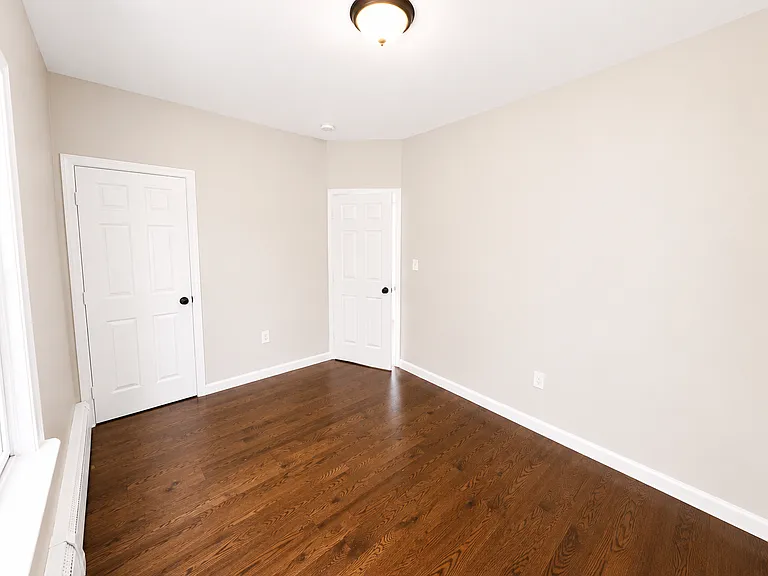526 S 13th St #1 — Photo 7