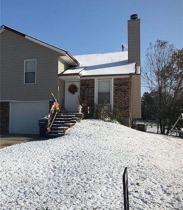 1st image of 1405 La Chateau Dr