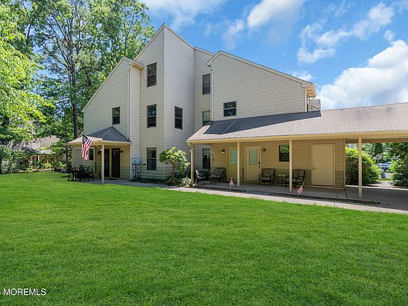 4th image of 405 Geranium Court