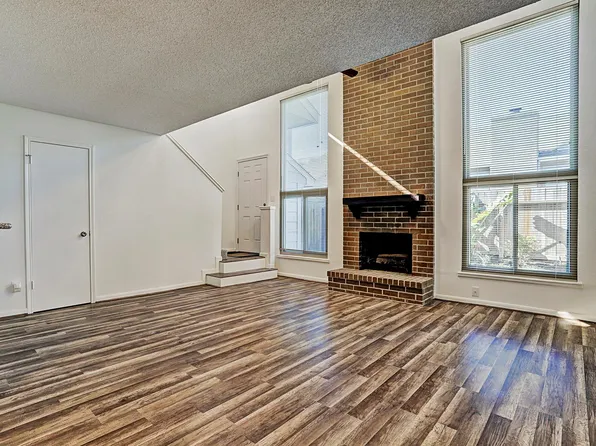 13948 Hollowgreen Dr #25, Houston, TX 77082