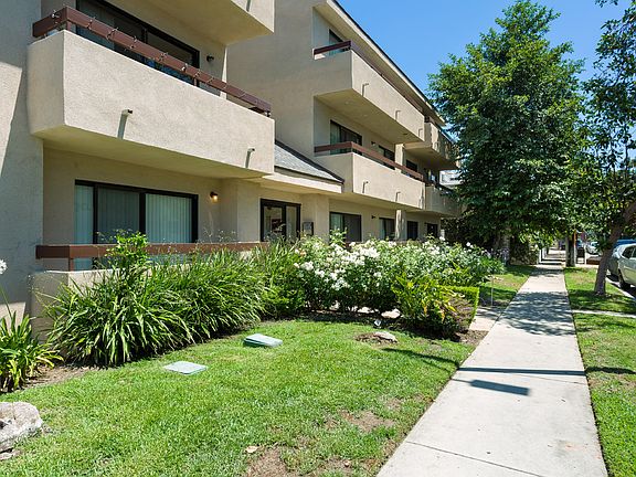 2nd image of 5328 Harmony Ave APT 304
