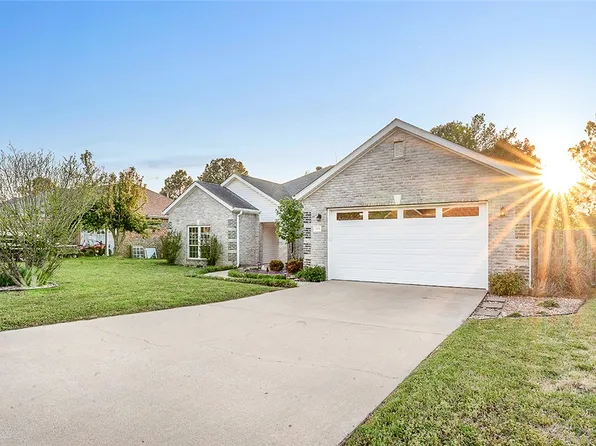 1573 N Cannondale Dr, Fayetteville, AR 72704