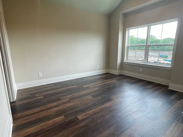 1086 Noble Loop #11 — Photo 11
