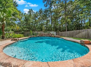 122 W Russet Grove Cir, Conroe, TX 77384