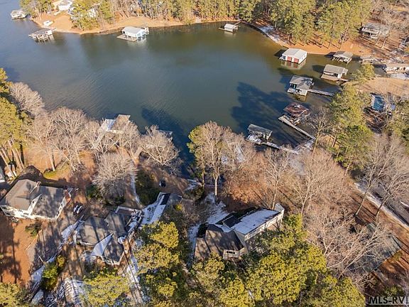 4th image of 56 Dogwood Trl