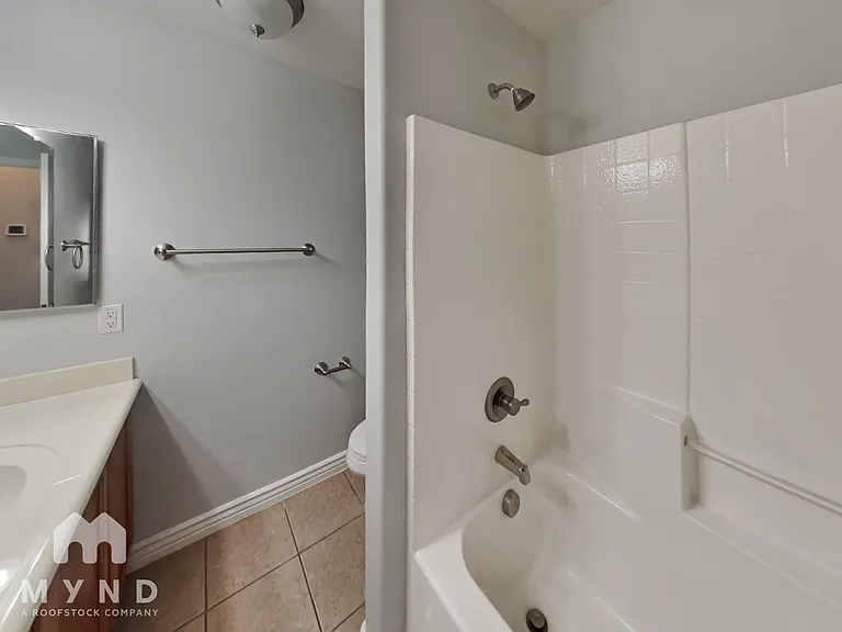 1229 E Prickly Pear St — Photo 20