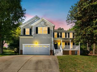 213 Meadow Fox Rd, Holly Springs, NC 27540