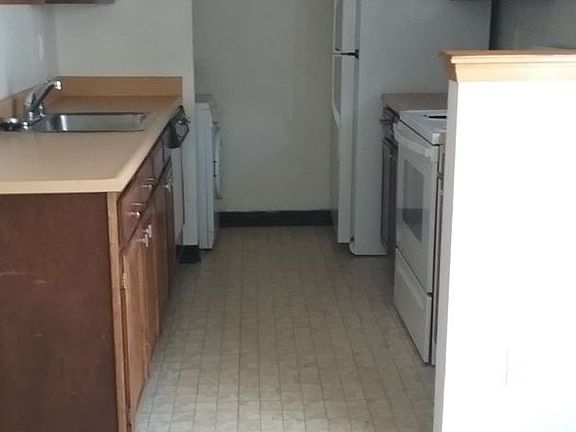 3rd image of 5127 Rainbow Harbour Cir
