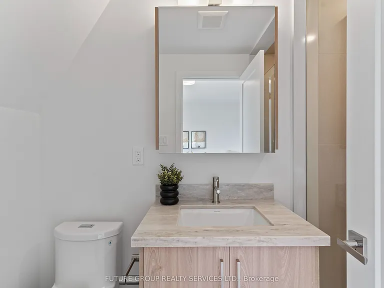 15 Acorn Ave #3 — Photo 29