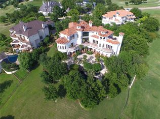 6721 Foxpointe Rd, Fort Worth, TX 76132