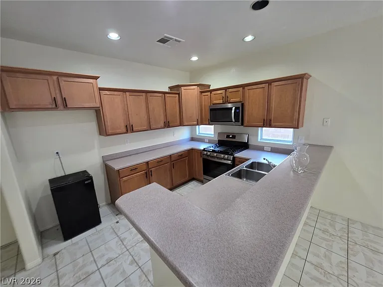 731 Emerald Idol Pl — Photo 54