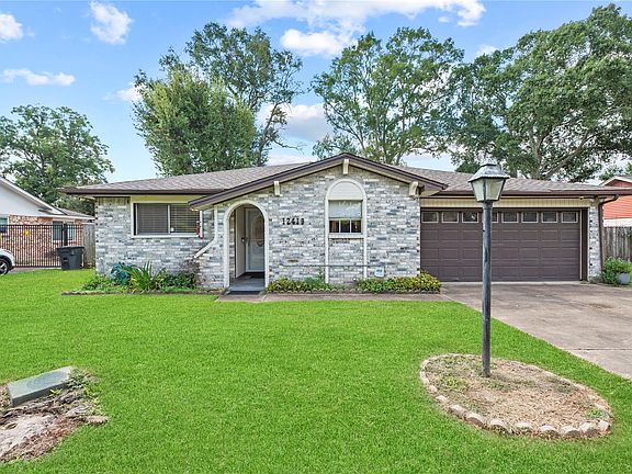 4th image of 12419 Dermott Dr