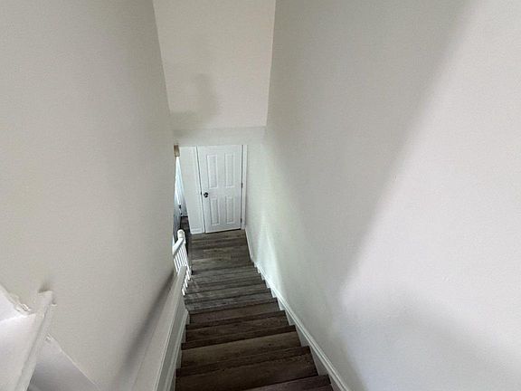 5th image of 1235 Elson Rd