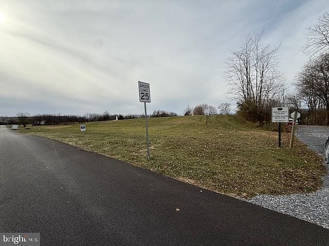 2nd image of 14929 Cedarbrook Dr