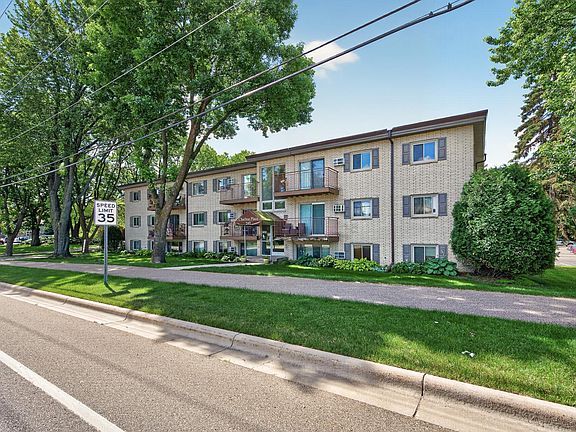 3rd image of 240 Wentworth Ave W APT 306