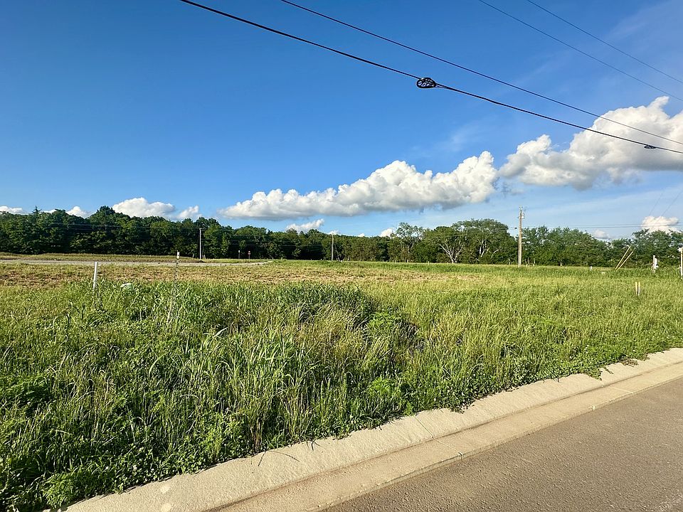 1st image of 2221 Pickwick Pl Lot 58