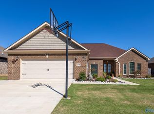 2718 Apsley Way SW, Decatur, AL 35603