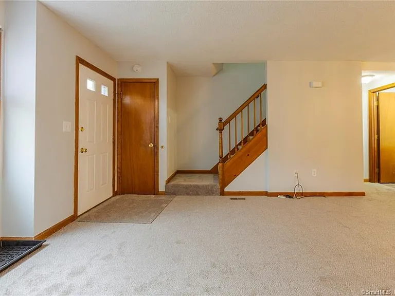 22 Windwood Dr #22 — Photo 5