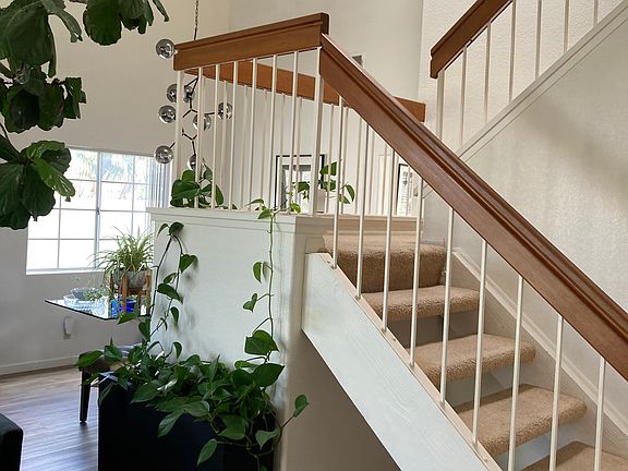 3rd image of 1108 Paseo Entrada