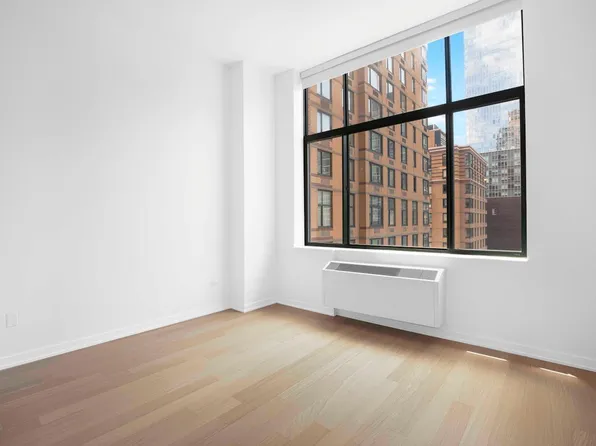75 West End Avenue image 1 of 20